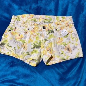 BNWT Cute Floral Denim Shorts